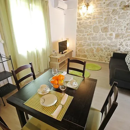 Guest house Peros